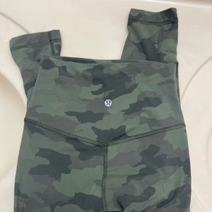 Lululemon camo align size 2